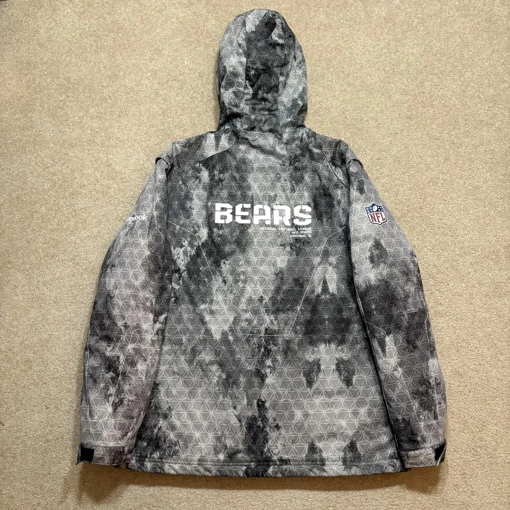 Chicago Bears Jacket Mens Medium‎ Gray NFL Reebok On-Field Hooded Fleece Lined
